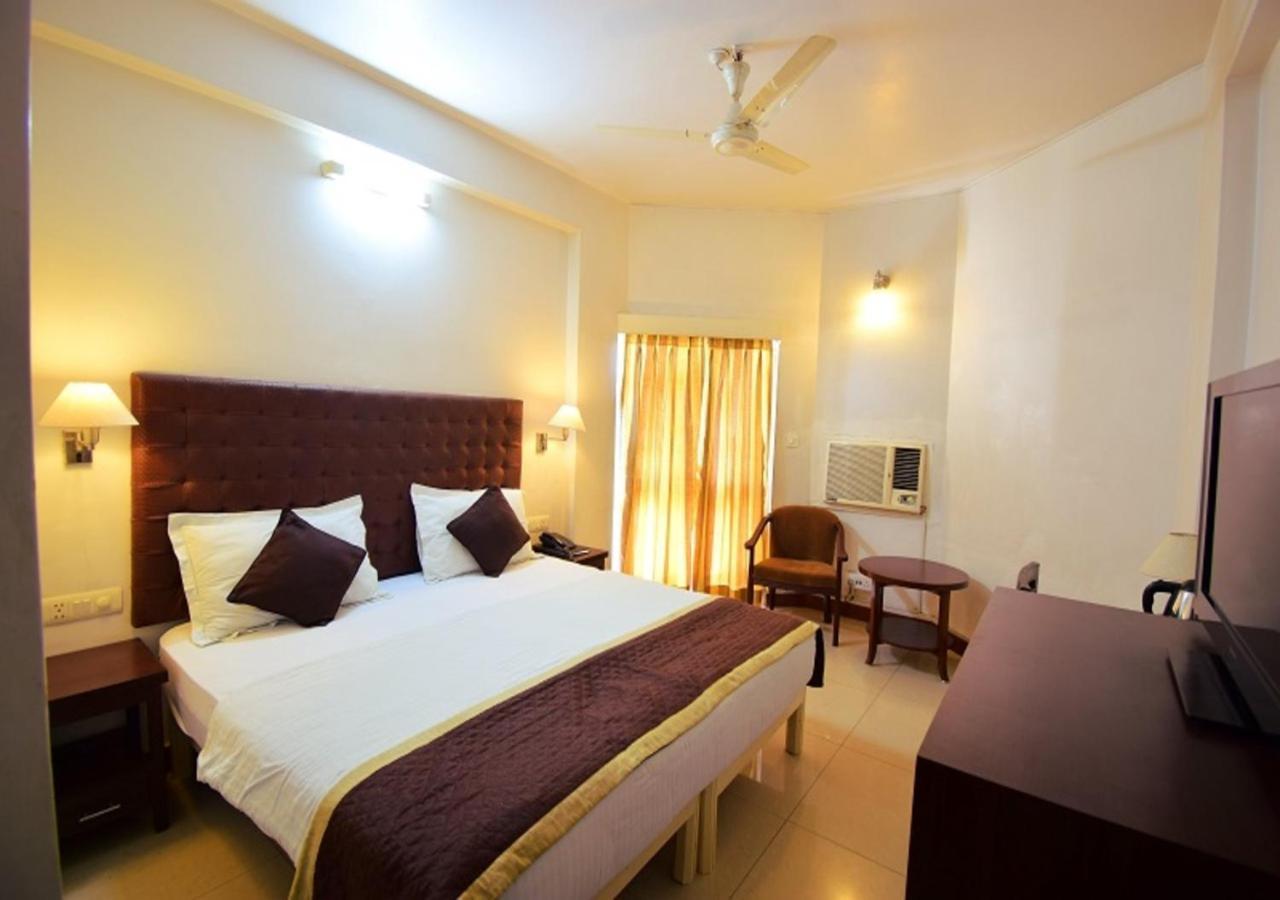 Hotel Shikha Jaipur City Centre Exteriör bild